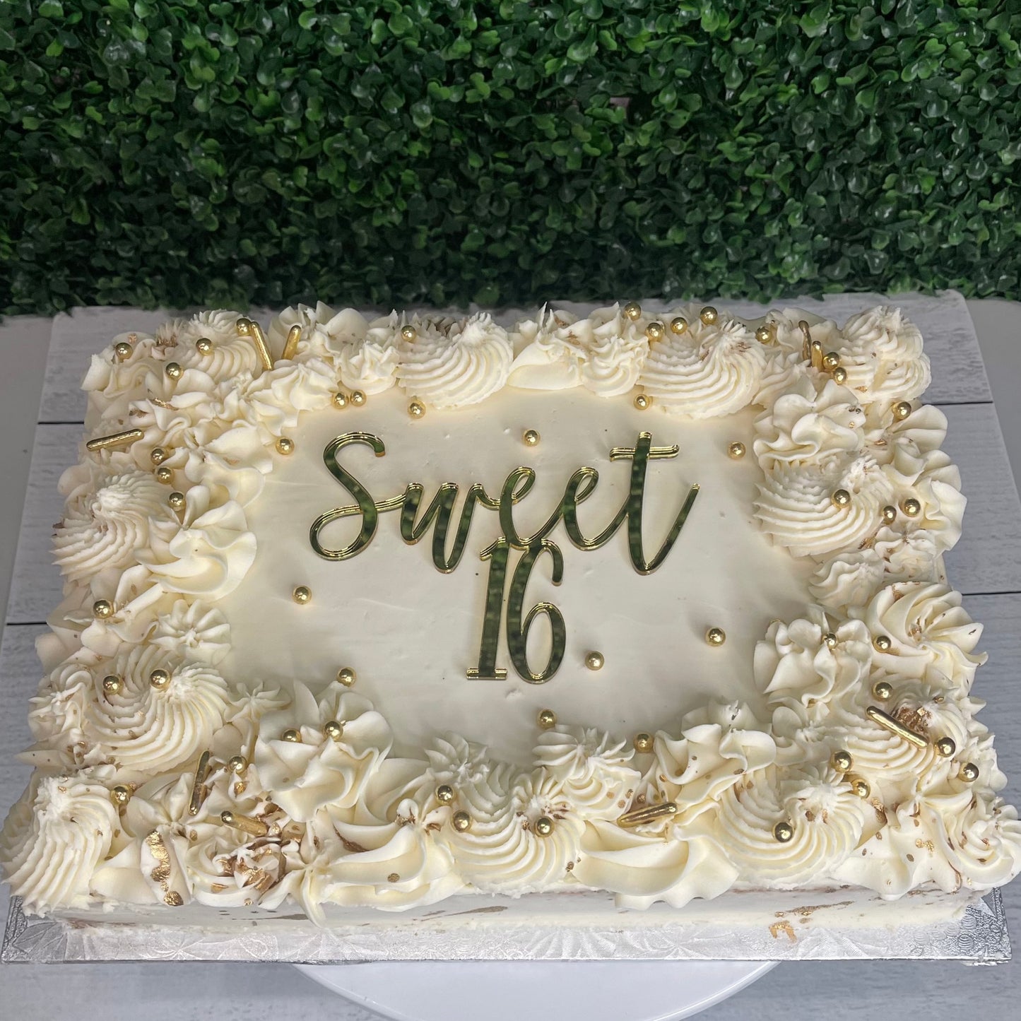 Signature Luxe sheet cake